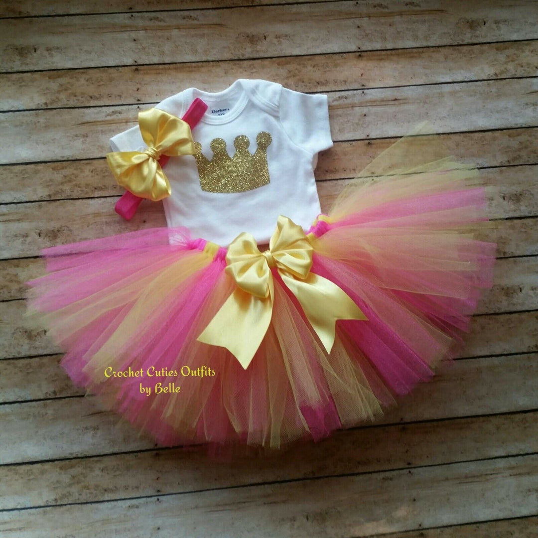 Baby Girl Personalized Outfit, Baby Girl Outfit, Newborn Photo, Custom Baby Gift