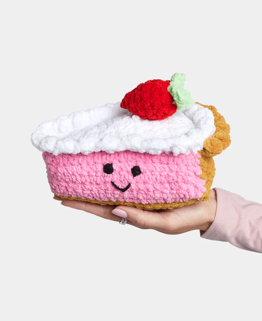 FREE Pattern Crochet Cake Plushie, PDF Amigurumi Pattern