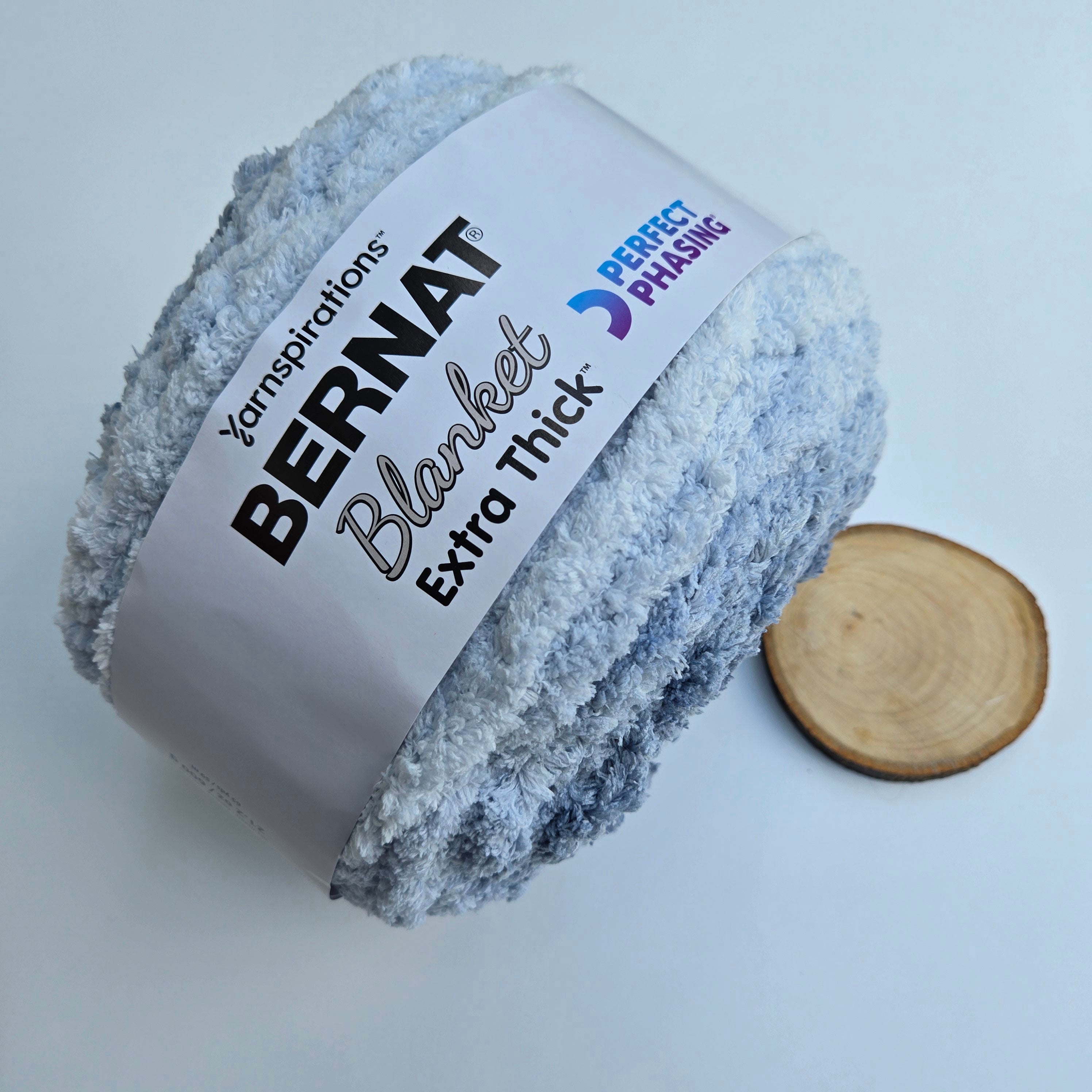 Bernat Blanket Extra Thick Yarn –Jumbo #7 Super Bulky-Concrete