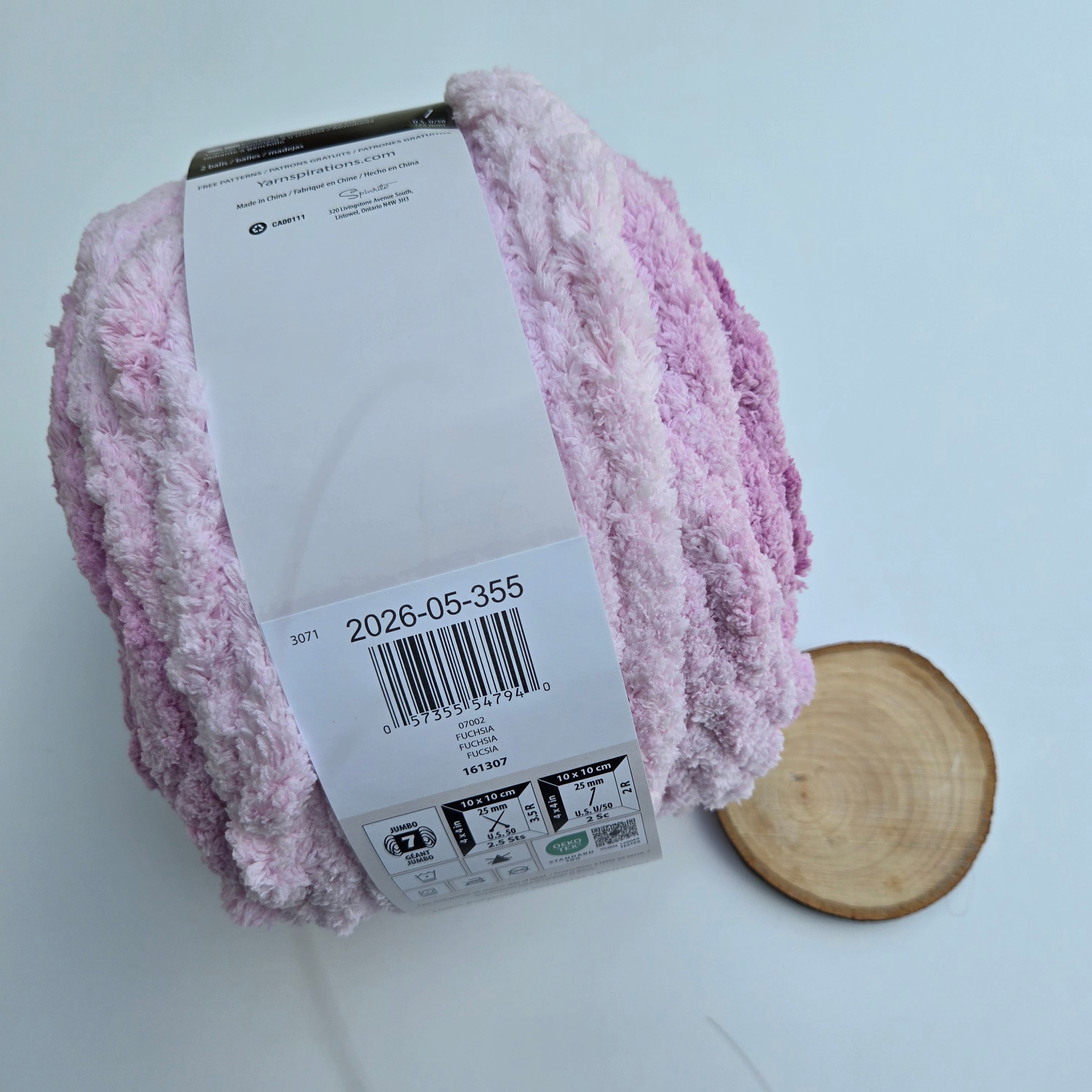 Bernat Blanket Extra Thick Yarn –Jumbo #7 Super Bulky- Fushia